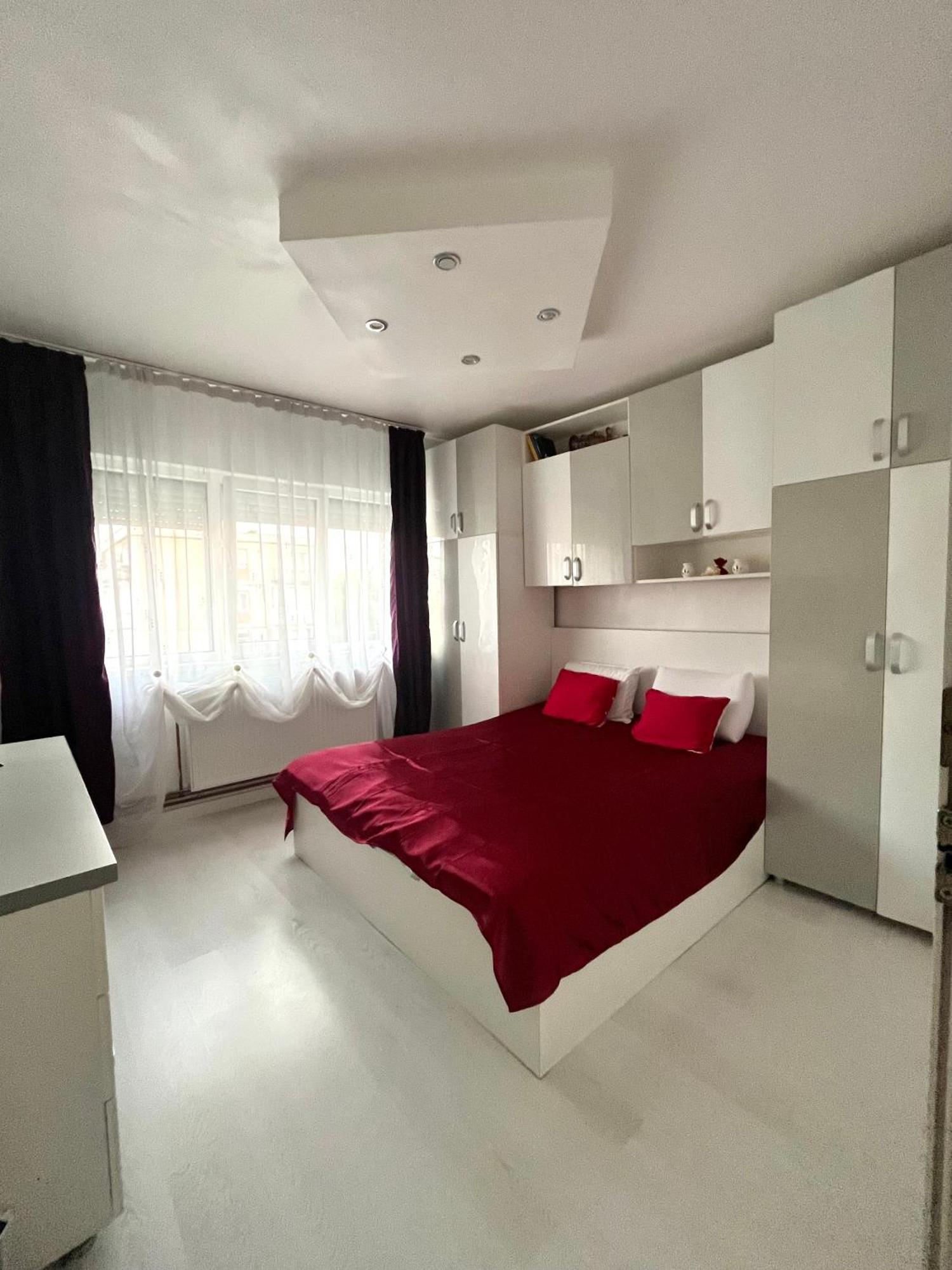 2 Bedroom Apartament, Free Parking Arad
